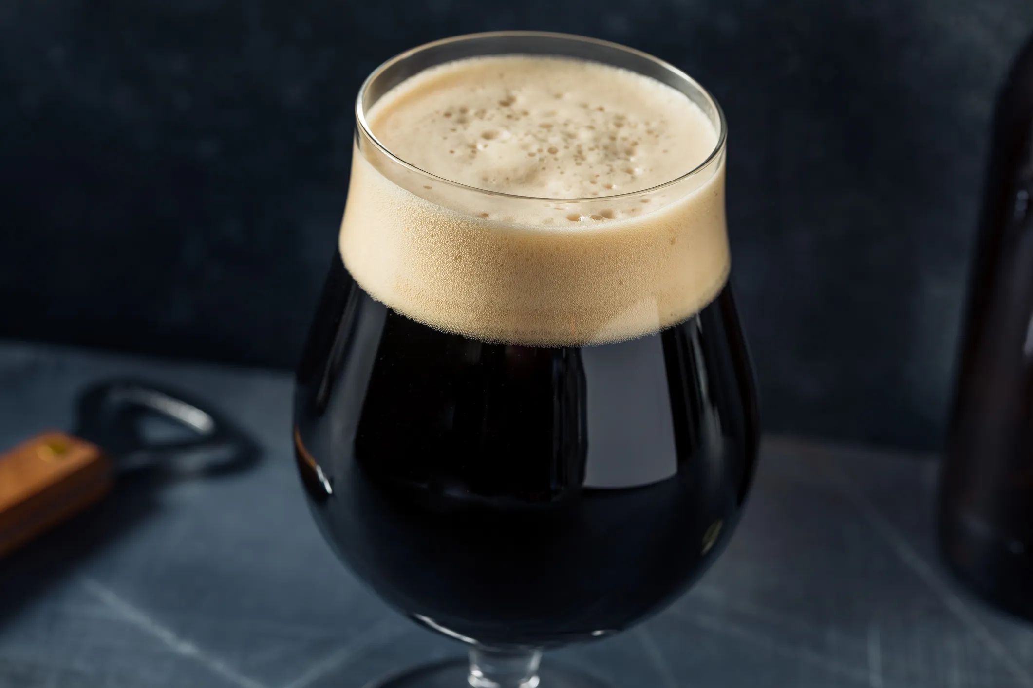 黒ビールはどのようなビール？魅力やより一層美味しく飲む方法を解説！