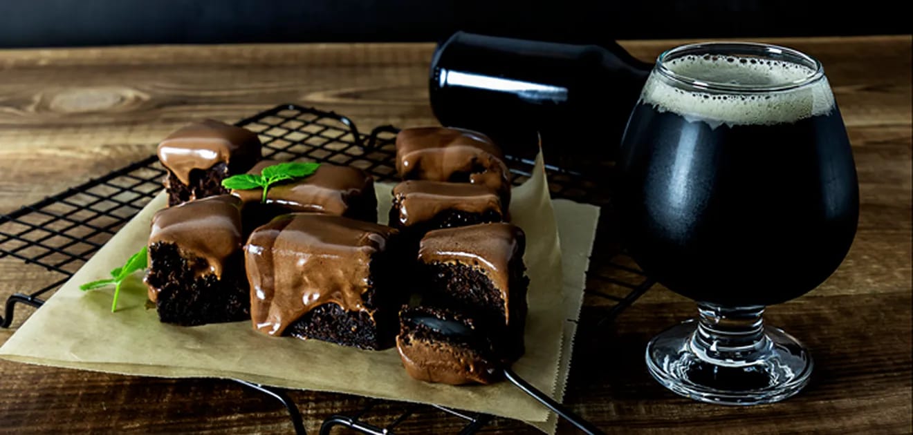 バレンタインにおすすめ!チョコビールとは?魅力やおすすめのペアリングをわかりやすく解説!