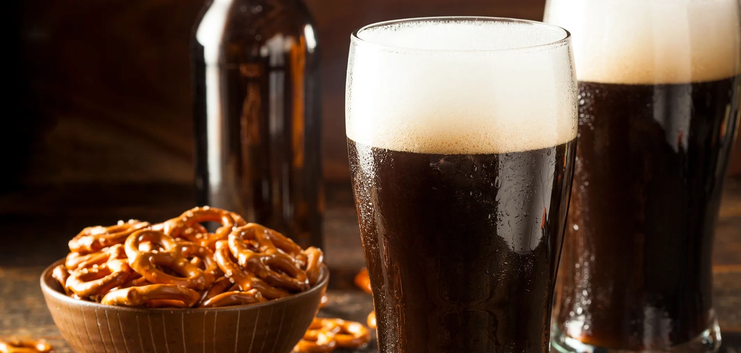 スタウトはどのようなビール？魅力やより一層美味しく飲む方法を解説！